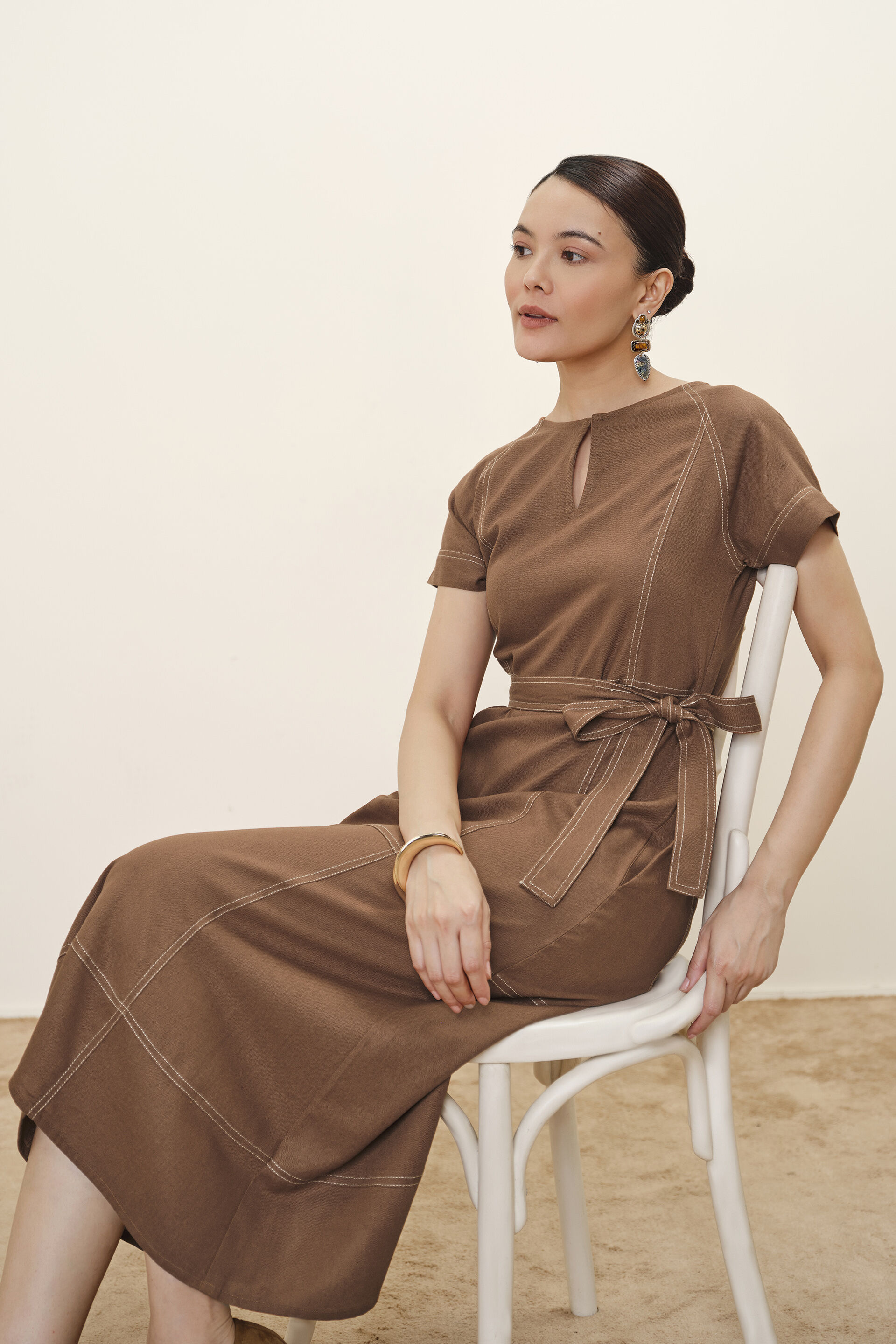 The Classic Brown Dress, Brown, image 3